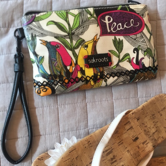 Sakroots Handbags - SakRoots wristlet purse with battery pack